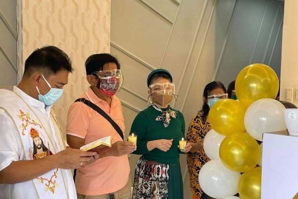 Justified Cut 1st Anniversary 10